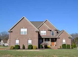 15 Benton Clay Ct, Lebanon, TN 37087