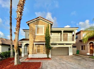 923 SW 155th Ct, Miami, FL 33194