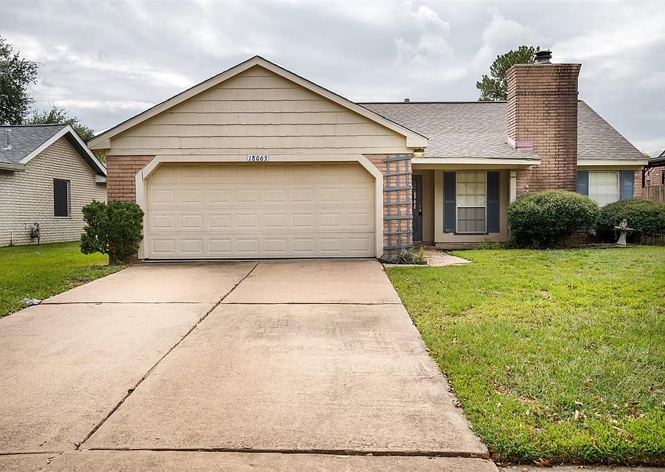 1st image of 18063 Brooknoll Dr