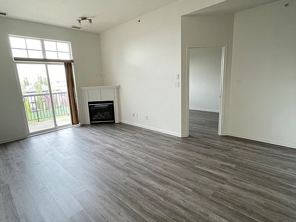 2nd image of 2503 Hanna Cres NW