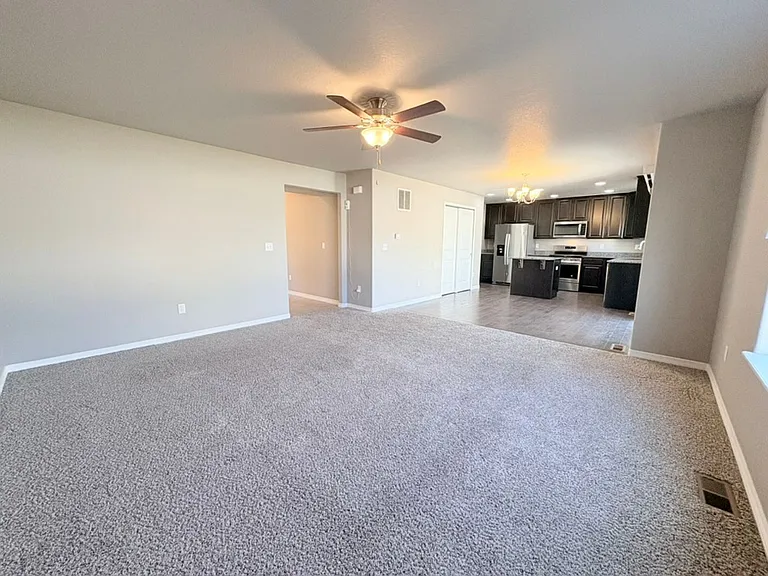1750 Sipson Dr — Photo 6