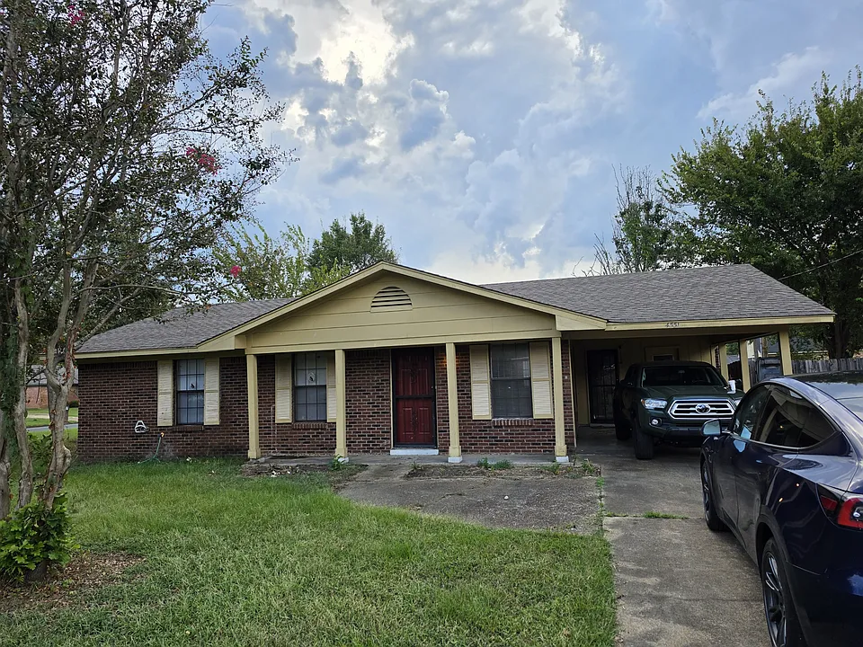 4551 Royal Pl