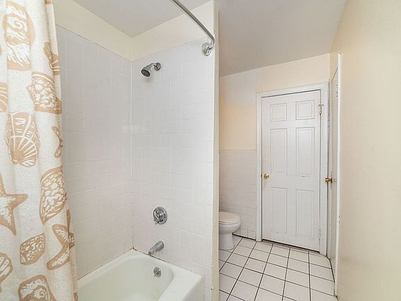 5th image of 25 Chester St APT 4