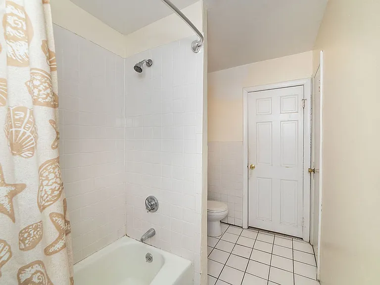 25 Chester St #4 — Photo 5
