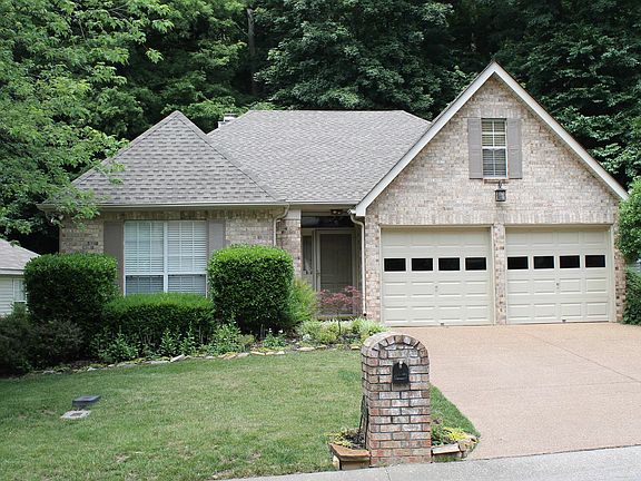 2nd image of 2529 Devon Valley Dr