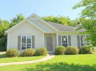 8400 Cahaba Crossing Cir, Leeds, AL 35094