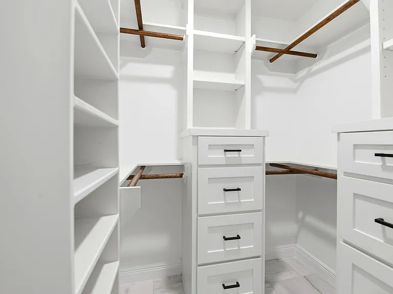 4810 Bayou Vista Dr — Photo 35
