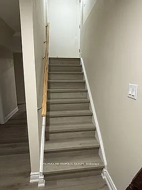 1335 Aldsworth Cres #BASEMENT — Photo 9