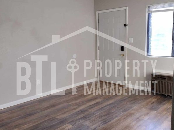 208 S Old County Rd #2/2