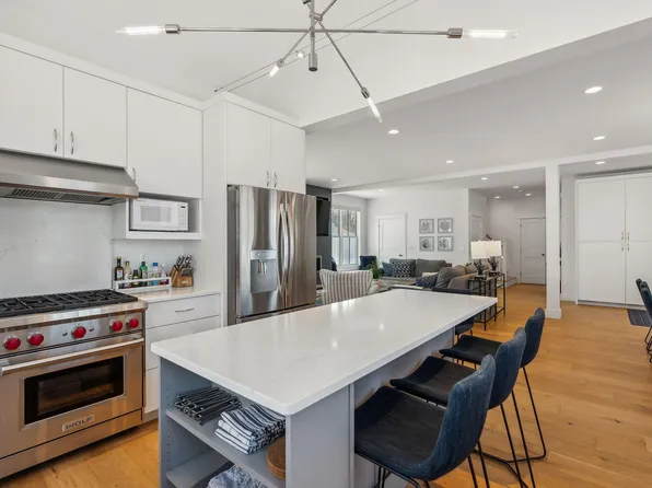 2 High Street, Kennebunkport, ME 04046