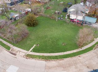 1629 Maple Dr, Garland, TX 75042