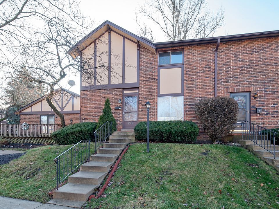 1st image of 18W173 Lowell Ln