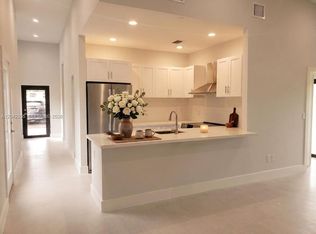 313 NE 169th St, North Miami Beach, FL 33162