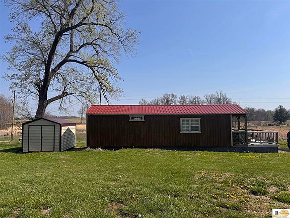 4th image of 150 Center Three Springs Rd
