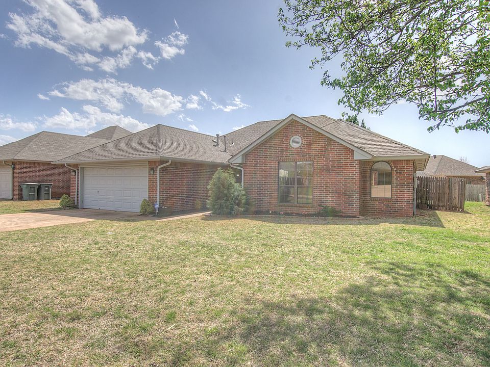 1st image of 2020 Sagewood Dr