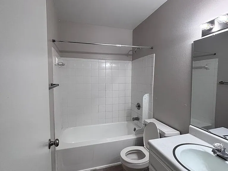 241 Orchard Trace Ln #8 — Photo 9
