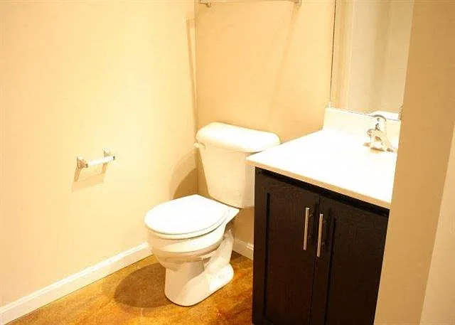 Austin Park Apartments — Photo 20