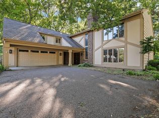 14109 Garden View Ct, Apple Valley, MN 55124