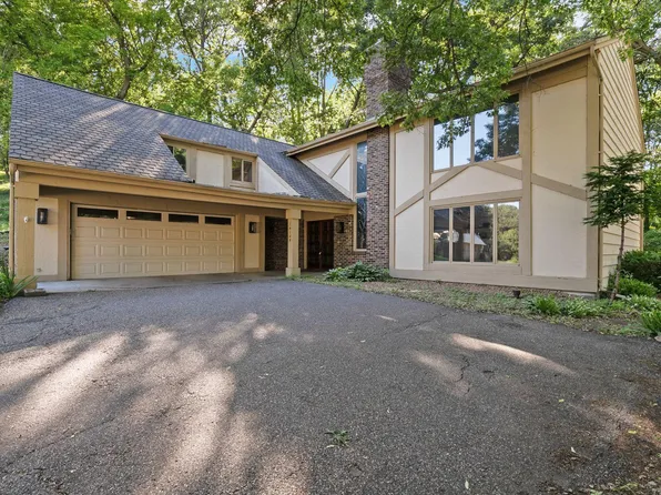 14109 Garden View Ct, Apple Valley, MN 55124