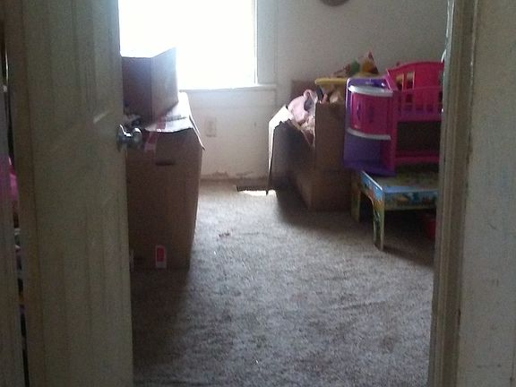 2nd image of 1316 E Cedar Ave