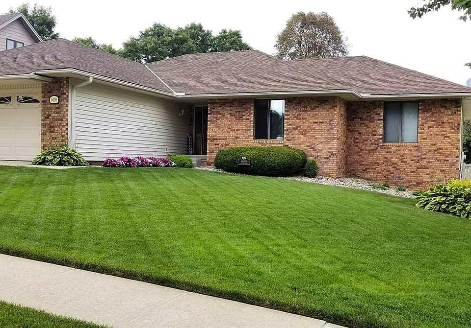 1st image of 6009 Pine View Dr