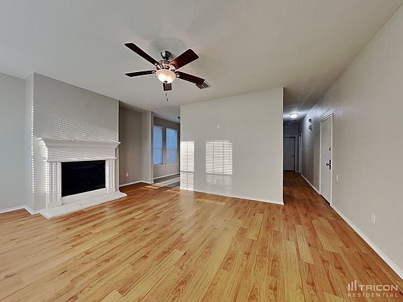 4th image of 6329 Bay Lake Dr