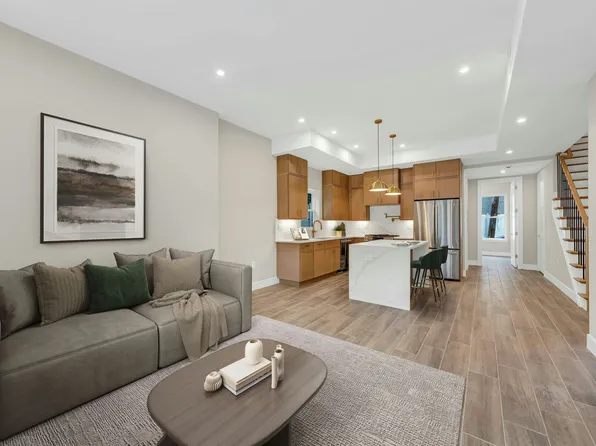 24 Clinton Avenue image 4 of 15