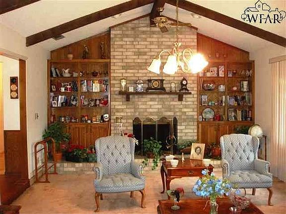 2nd image of 4311 S Leighton Cir