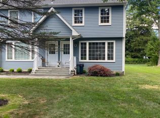 5 Dean Rd #B, Mendham, NJ 07945