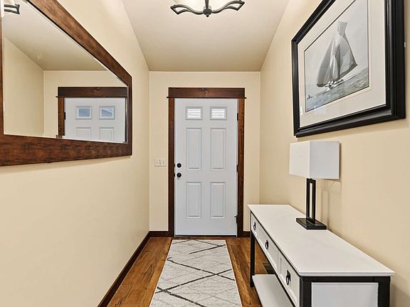 5th image of 2604 Meriwether Dr S