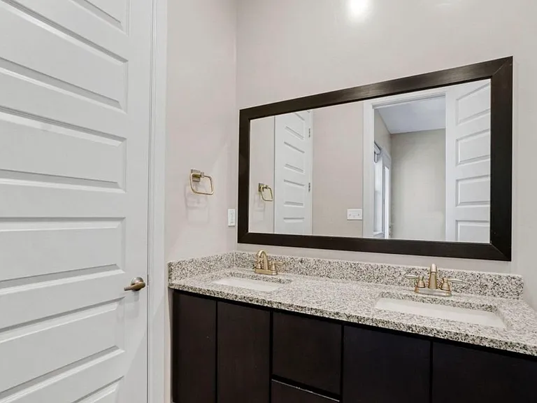 313 Vin Raliuga Ct — Photo 5