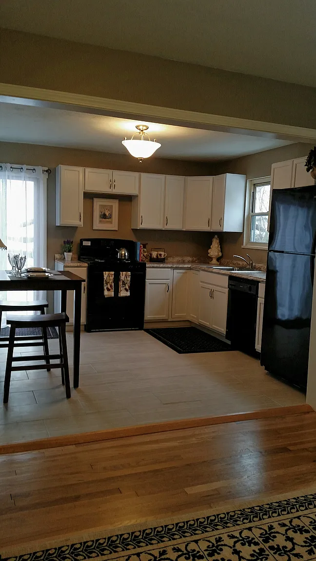 4091 Brownsville Rd photo 1