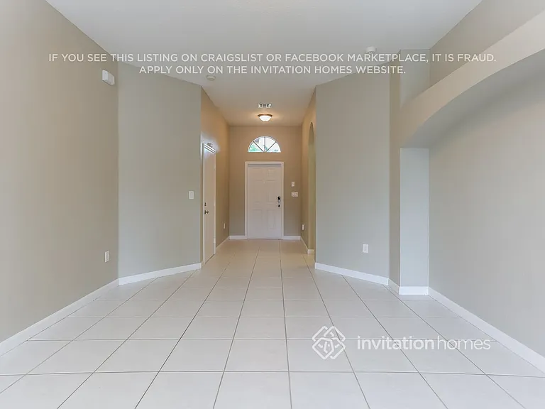 15220 SW 10th St — Photo 2