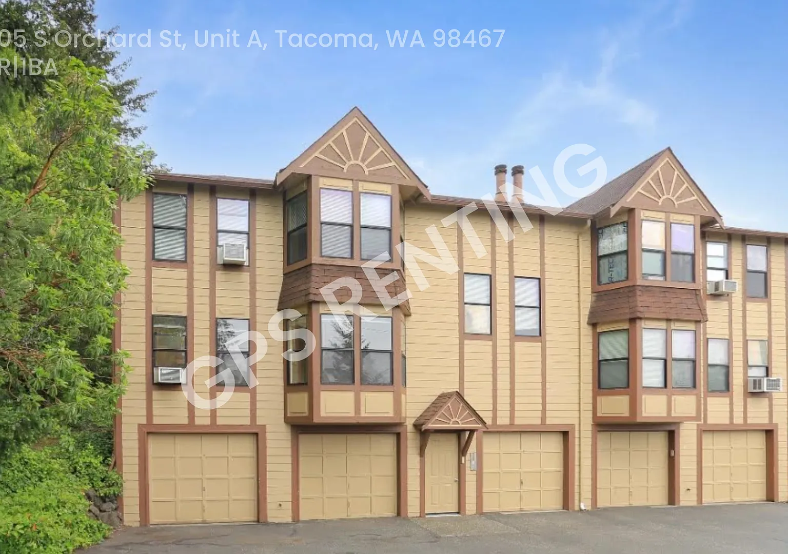 Peaceful Living in University Place Bright, Spacious & Move-In Ready — Photo 1