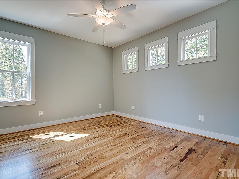 2nd image of 618 Jerome Rd