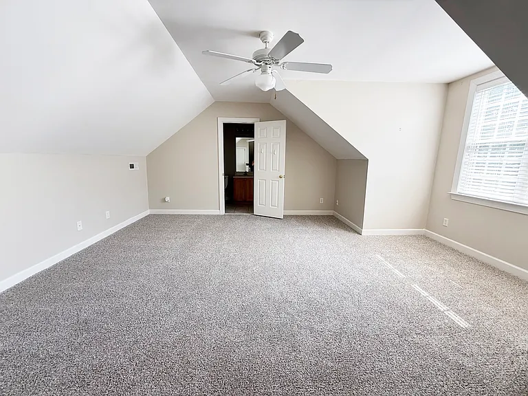 4906 Shaftesbury Pl — Photo 10