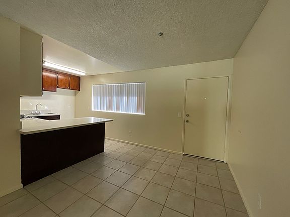 3rd image of 1417 N Durant St APT O