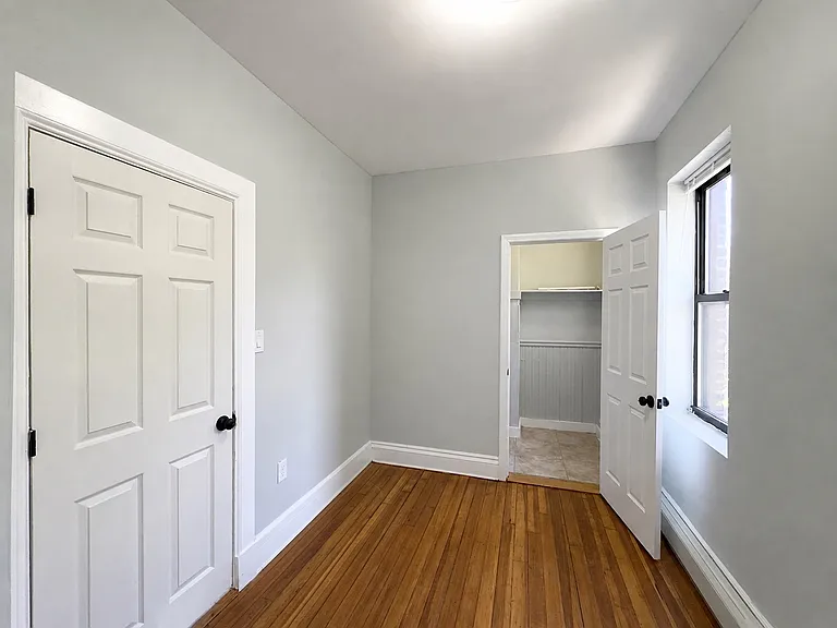 16 Charlotte St #2L — Photo 13