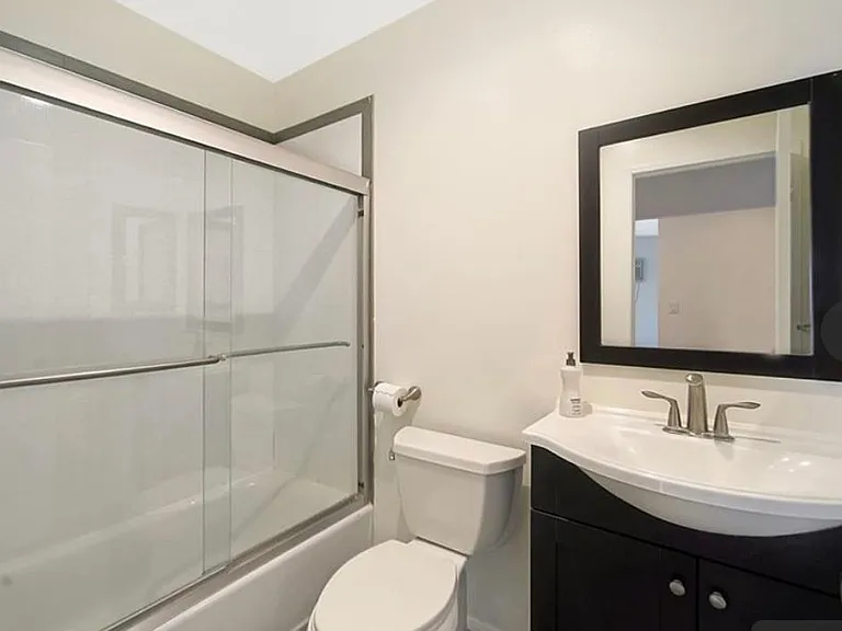 409 Burchett St #315 — Photo 7