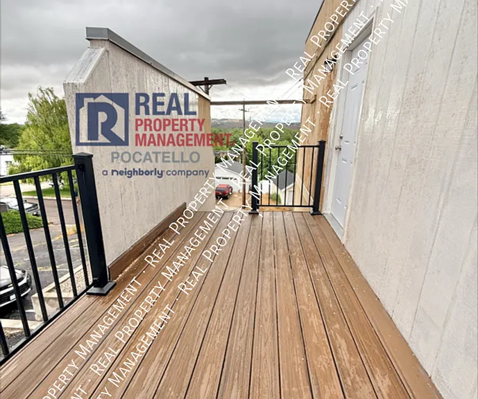 55 Foothill Blvd — Photo 2