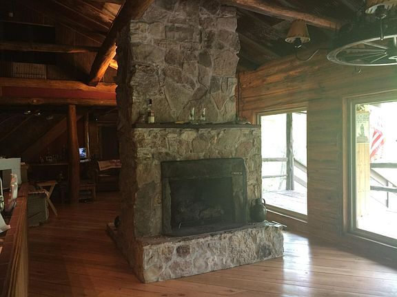 Double sided fireplace