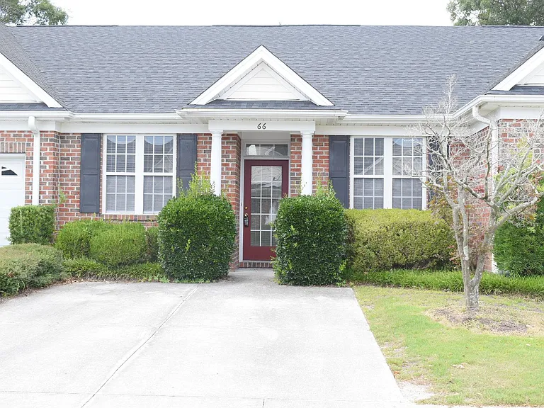 5006 Carleton Dr #66 — Photo 2