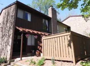 11949 Escalante Ct, Reston, VA 20191