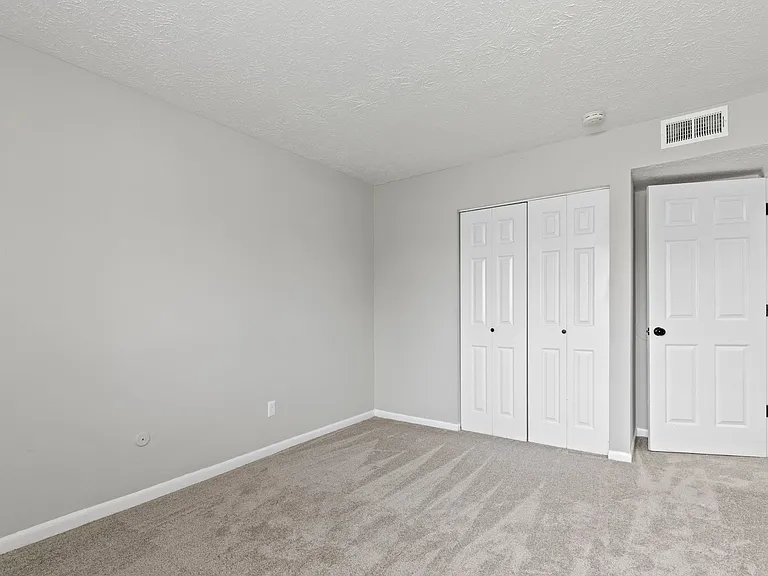 The Hills Apartment Homes — Photo 24