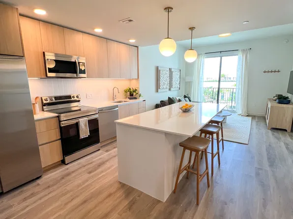 119 NW 29th St, Miami, FL