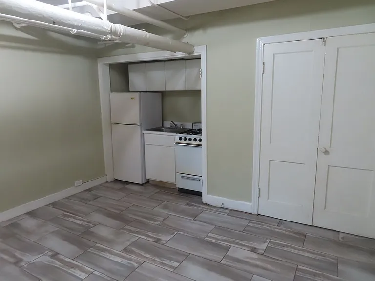 922 Fulton St — Photo 10