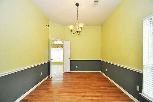 5th image of 2007 Stanford Park Ct