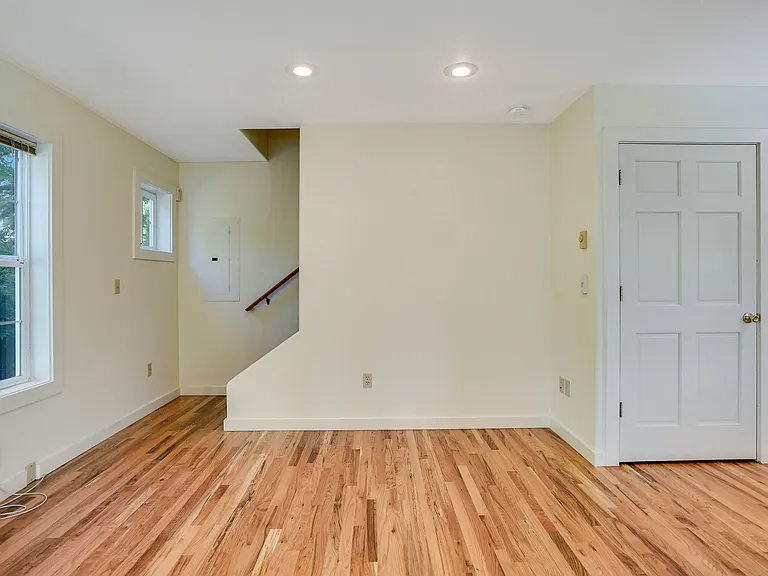 1767 Church St SE — Photo 7