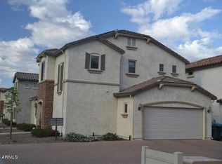 26425 N Babbling Brook Dr, Phoenix, AZ 85083