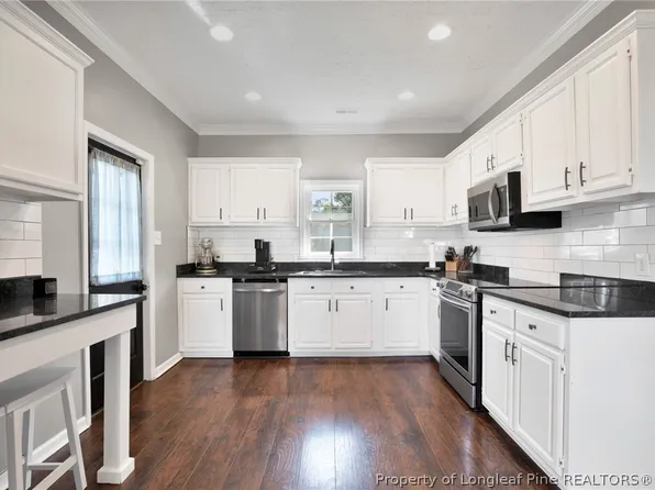 191 S Green St, Parkton, NC 28371